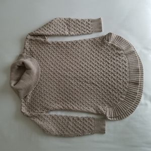 Oatmeal knit sweater